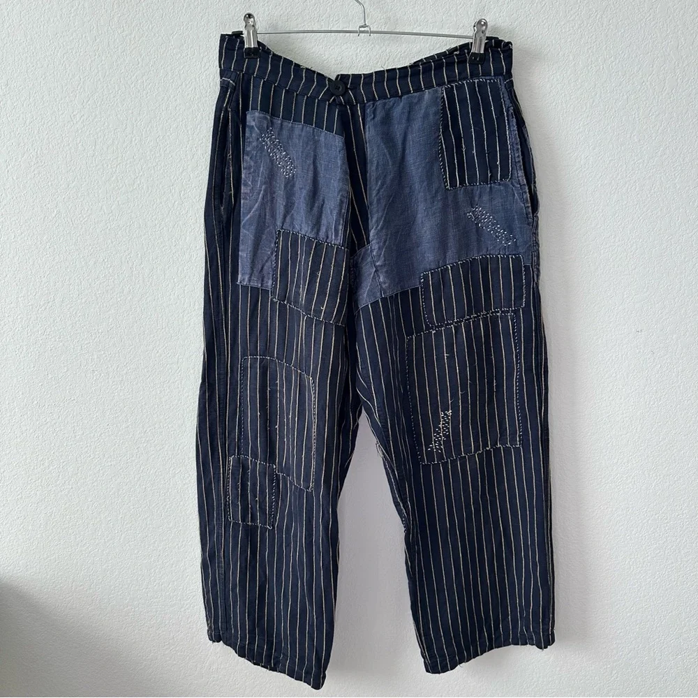 MAGNOLIA PEARL Lilou Distressed
Patchwork Pants One Size - Picture 4 of 15